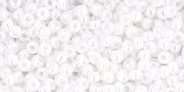 TR-11-121 Opaque-Lustered White, 10g