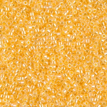 DB0233 Lined Crystal Yellow Luster, 5g