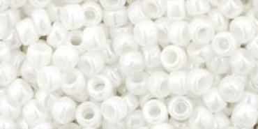 TR-08-121 Opaque-Lustered White, 10g