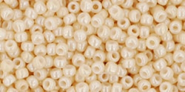 TR-11-123 Opaque-Lustered Light Beige, 10g