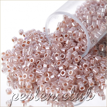 DB0256 Lined Crystal Taupe, 5g