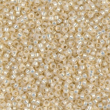 11-0577, Dyed Cream Silver Lined Alabaster, 10g