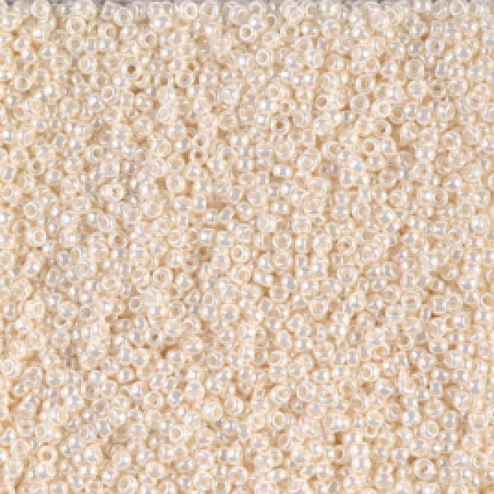 15-0592, Antique Ivory Pearl Ceylon, 5g