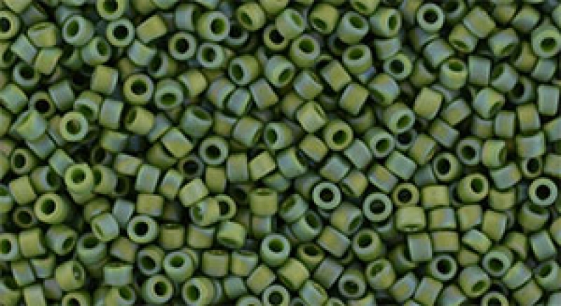 TR-15-2633F Semi Glazed Rainbow - Clover, 5g