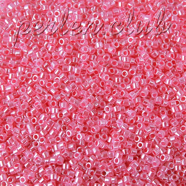DB0236 Lined Crystal Rose Luster, 5g