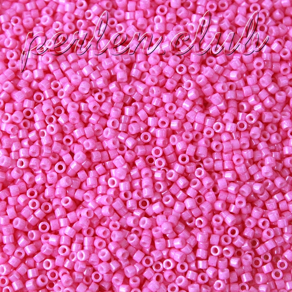 DB1371 Dyed Opaque Carnation Pink, 5g
